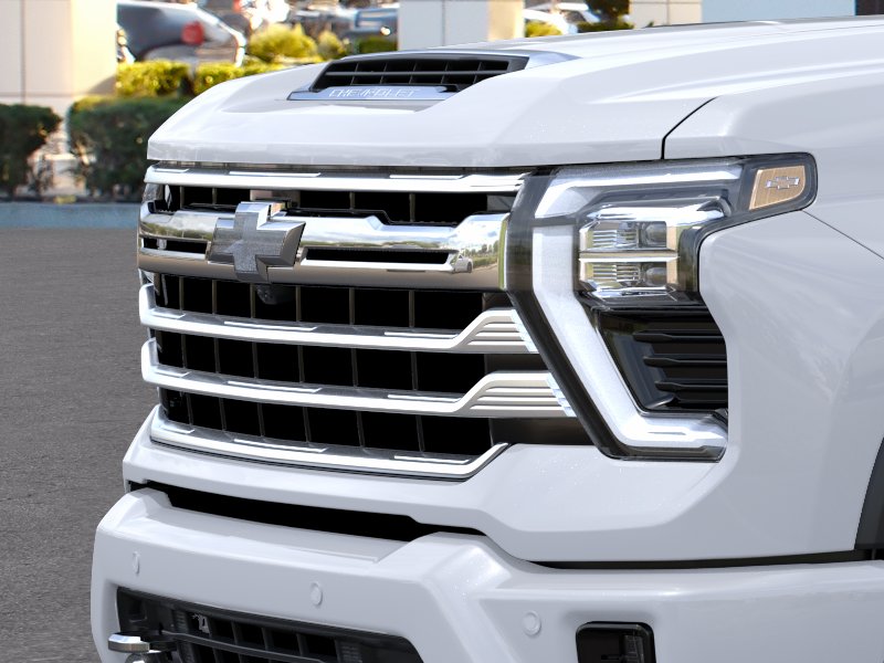 New 2026 Polar White Tricoat Chevrolet High Country image 37