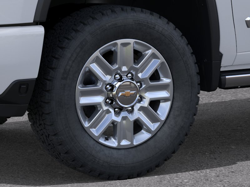 New 2026 Polar White Tricoat Chevrolet High Country image 9