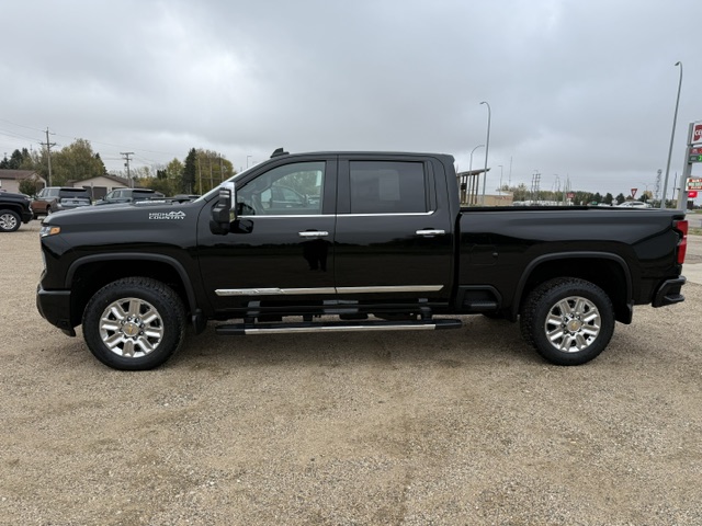 2025 Chevrolet Silverado 2500HD High Country photo 4