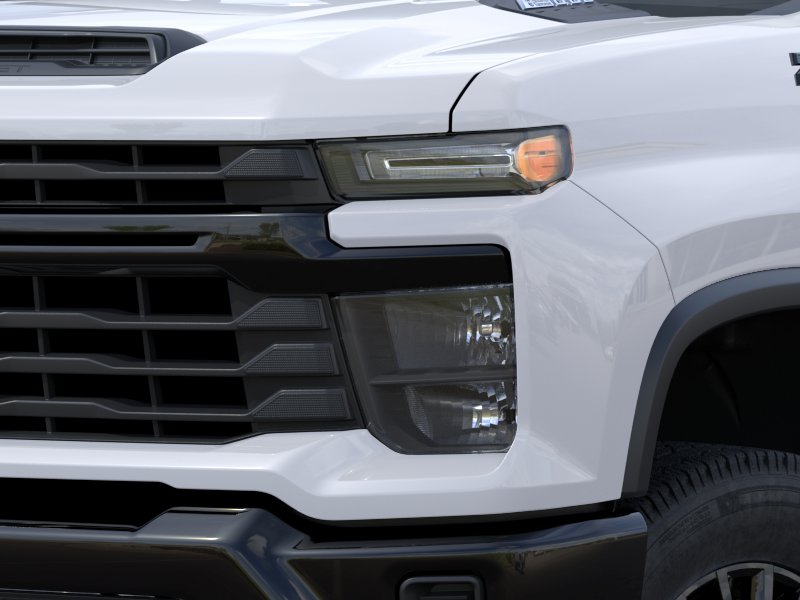 New 2026 Summit White Chevrolet WT image 10