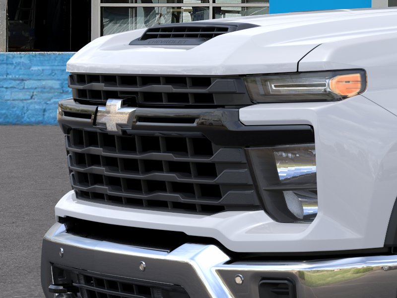 New 2026 Summit White Chevrolet WT image 13