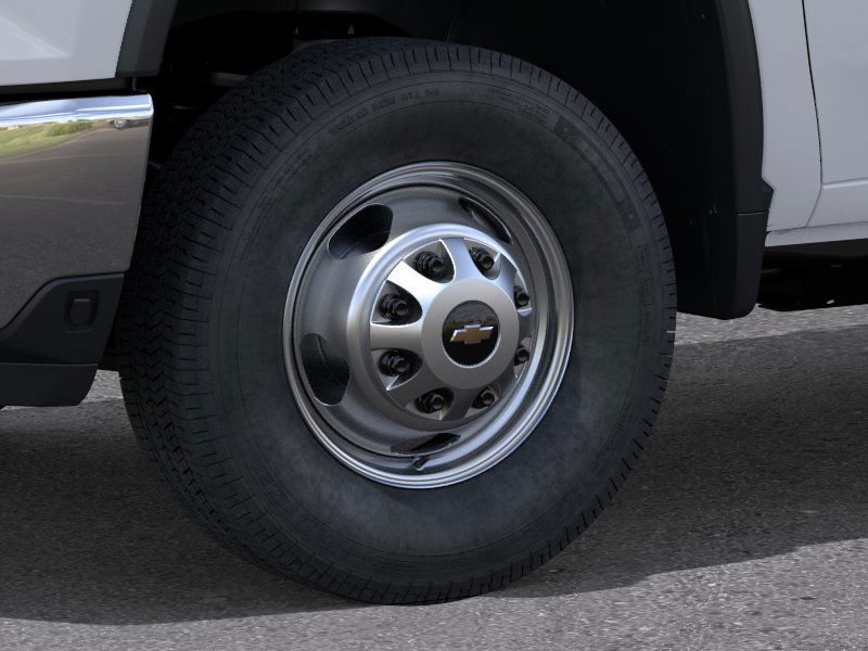 2026 Chevrolet Silverado Work Truck photo 9