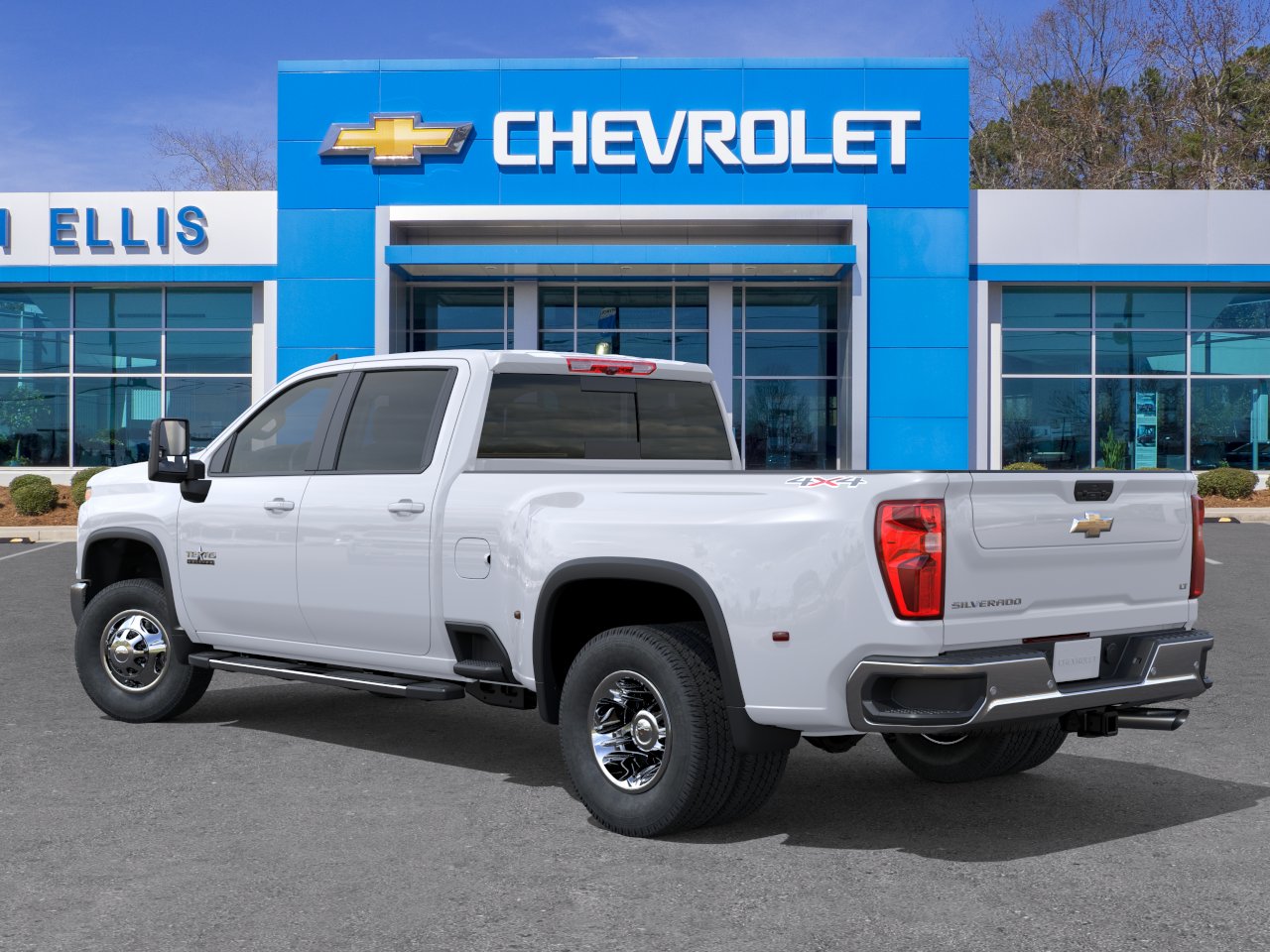 New 2026 Summit White Chevrolet LT DRW image 38
