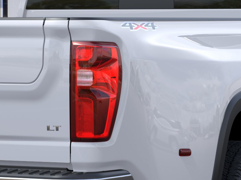 New 2026 Summit White Chevrolet LT DRW image 46