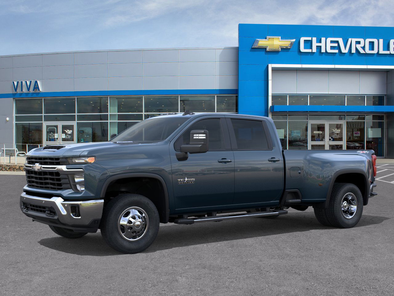 2026 Chevrolet Silverado 3500HD photo 2