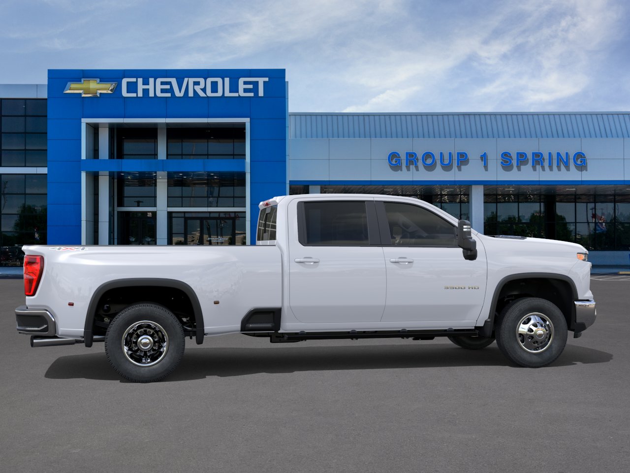 New 2026 Summit White Chevrolet LT DRW image 29