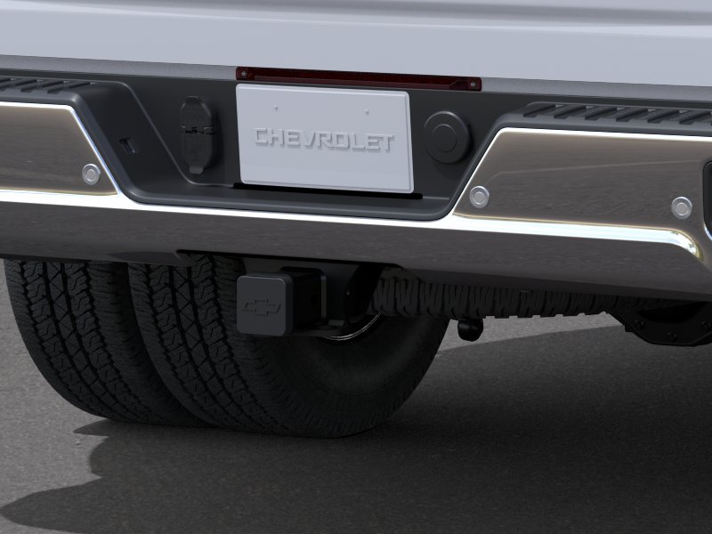 New 2026 Summit White Chevrolet LT DRW image 38