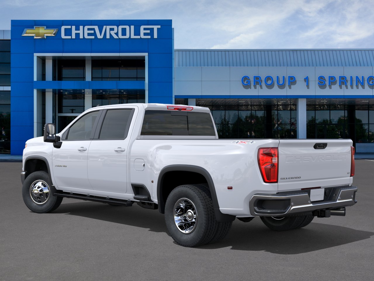 New 2026 Summit White Chevrolet LT DRW image 27