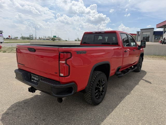 2026 Chevrolet Silverado 3500HD LT - Photo 8