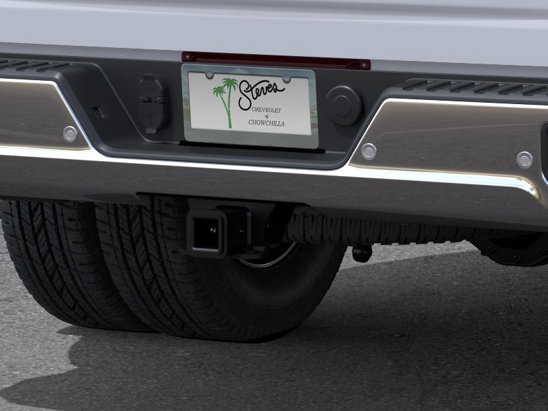 New 2026 Summit White Chevrolet LT DRW image 38