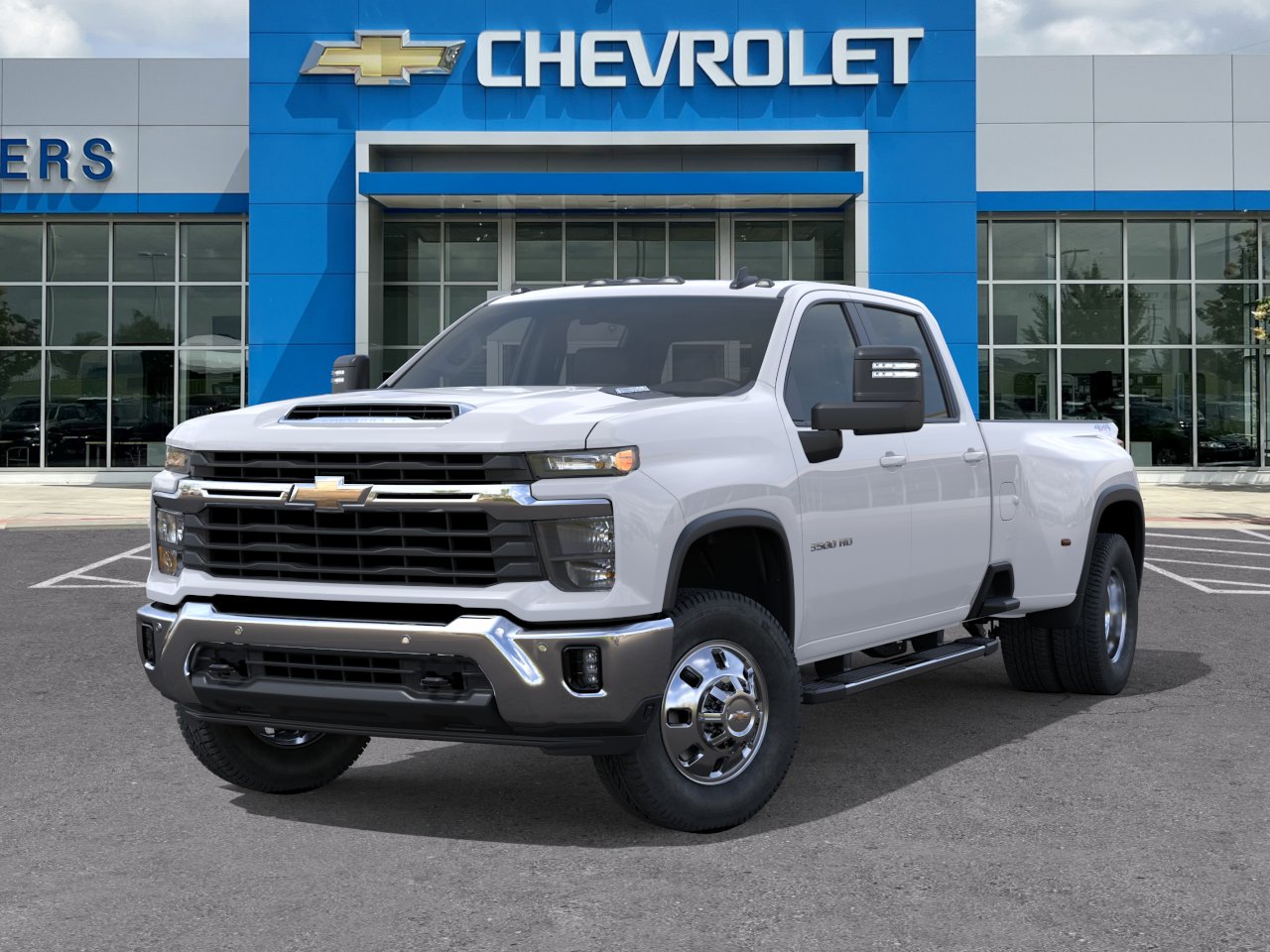 New 2026 Summit White Chevrolet LT DRW image 6