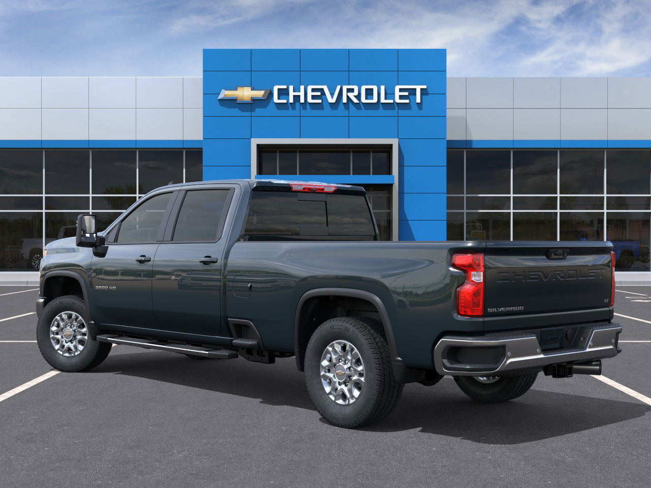 2025 Chevrolet Silverado 3500HD LT photo 3