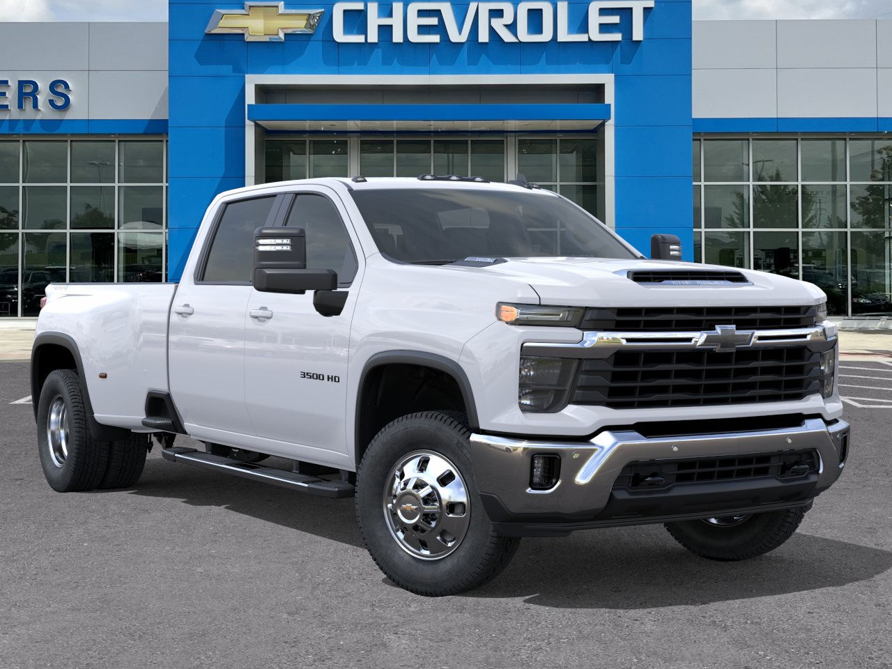 New 2026 Summit White Chevrolet LT DRW image 39