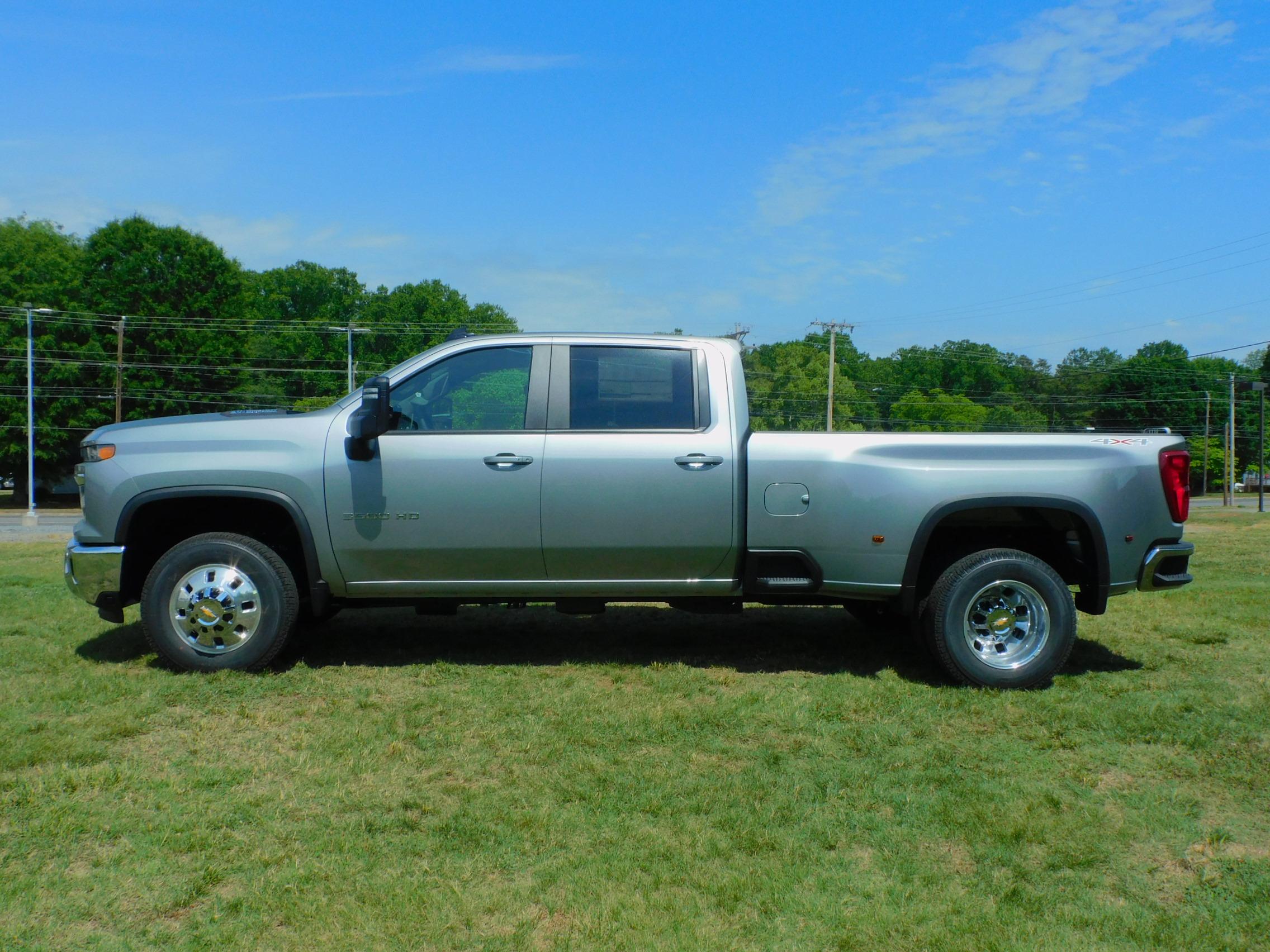 2026 Chevrolet Silverado 3500 HD LT - Photo 6