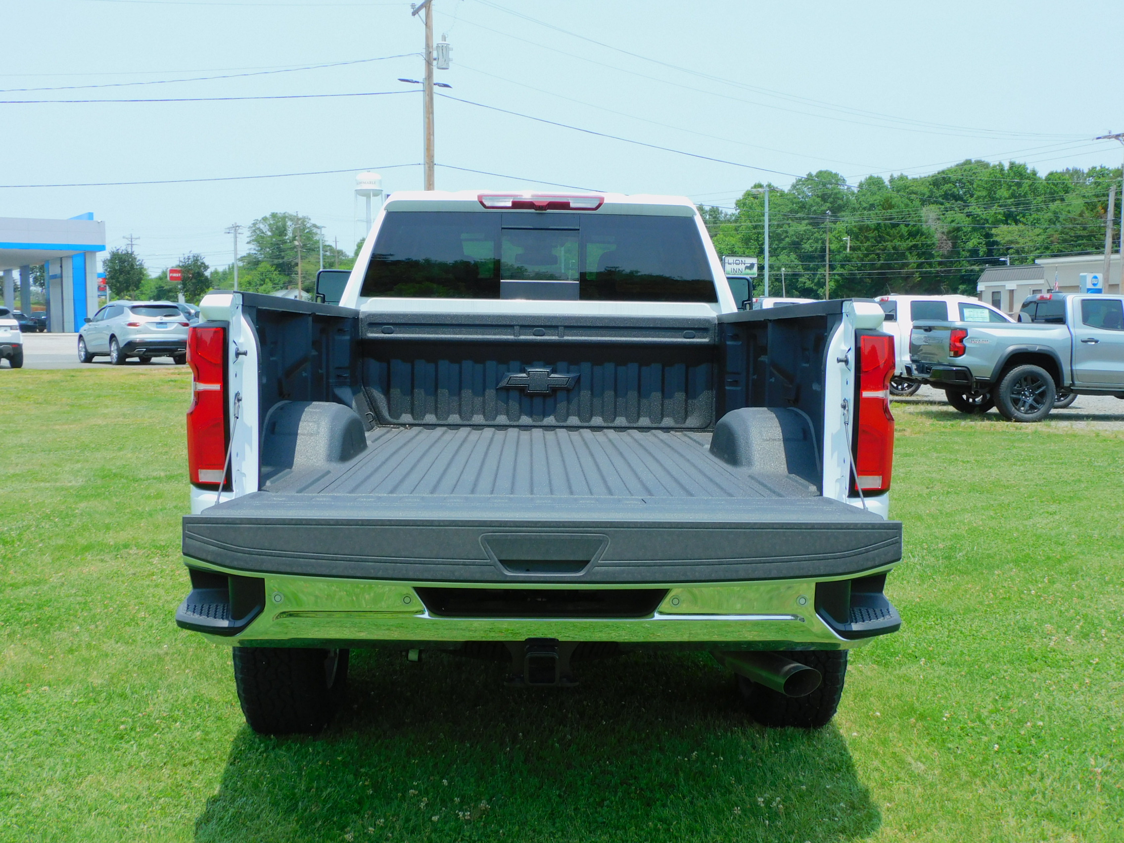 2025 Chevrolet Silverado 3500HD LTZ photo 11