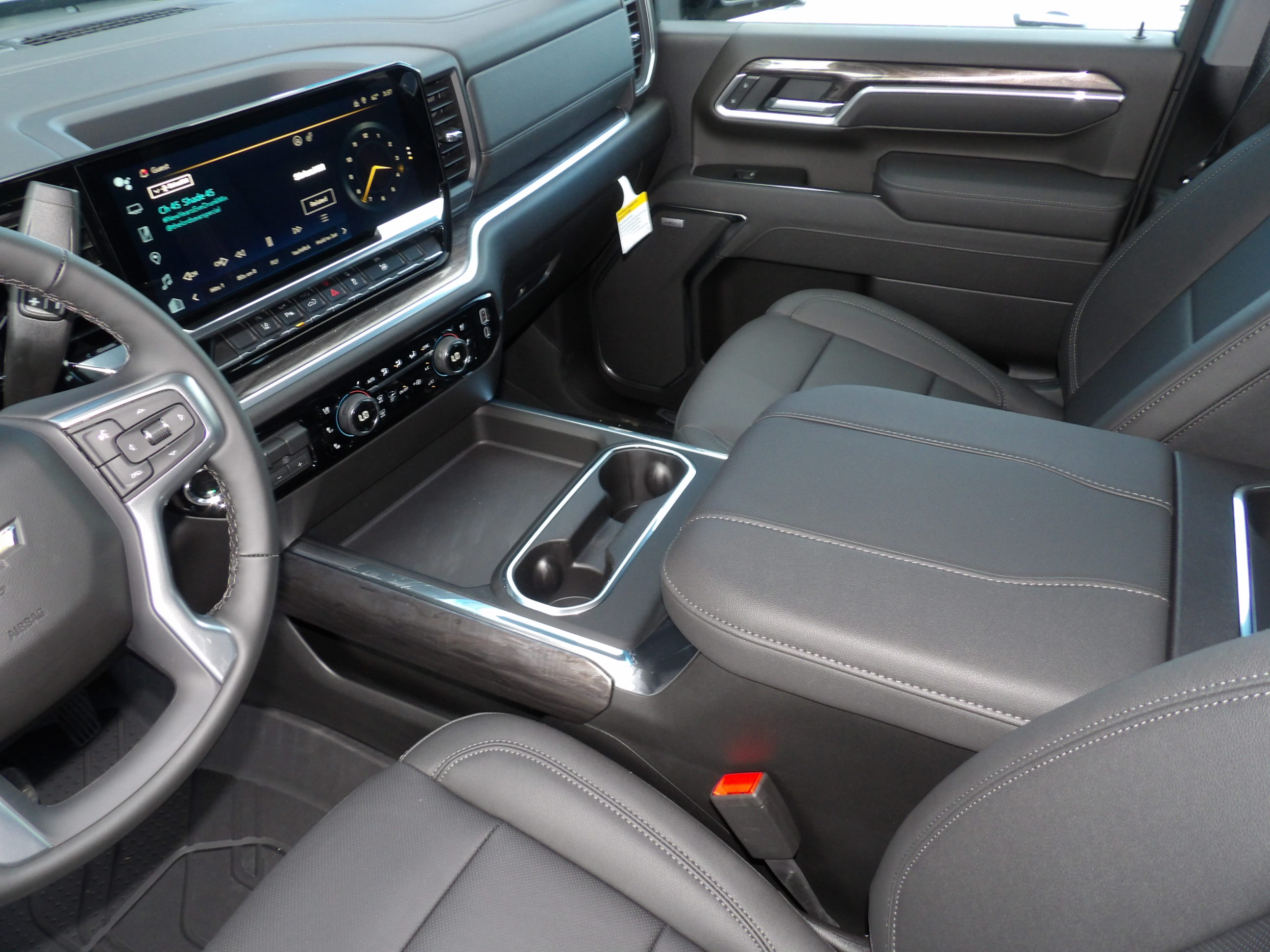 2026 Chevrolet Silverado 3500 HD LTZ - Photo 23