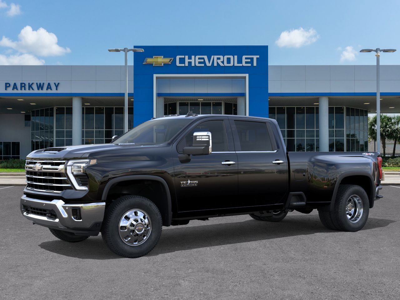 2025 Chevrolet Silverado 3500HD LTZ photo 2