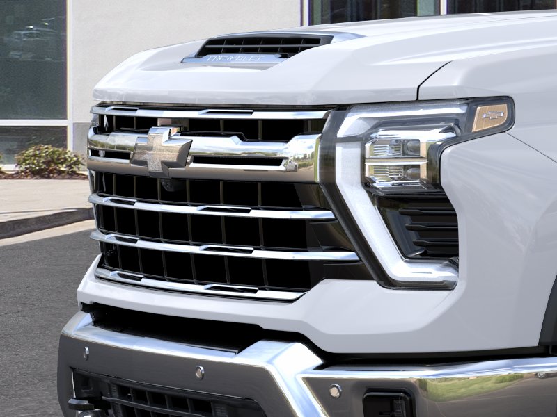 New 2026 Summit White Chevrolet LTZ DRW image 39