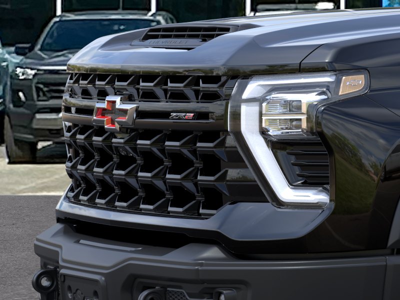 2025 Chevrolet Silverado 2500 HD ZR2 - Photo 13