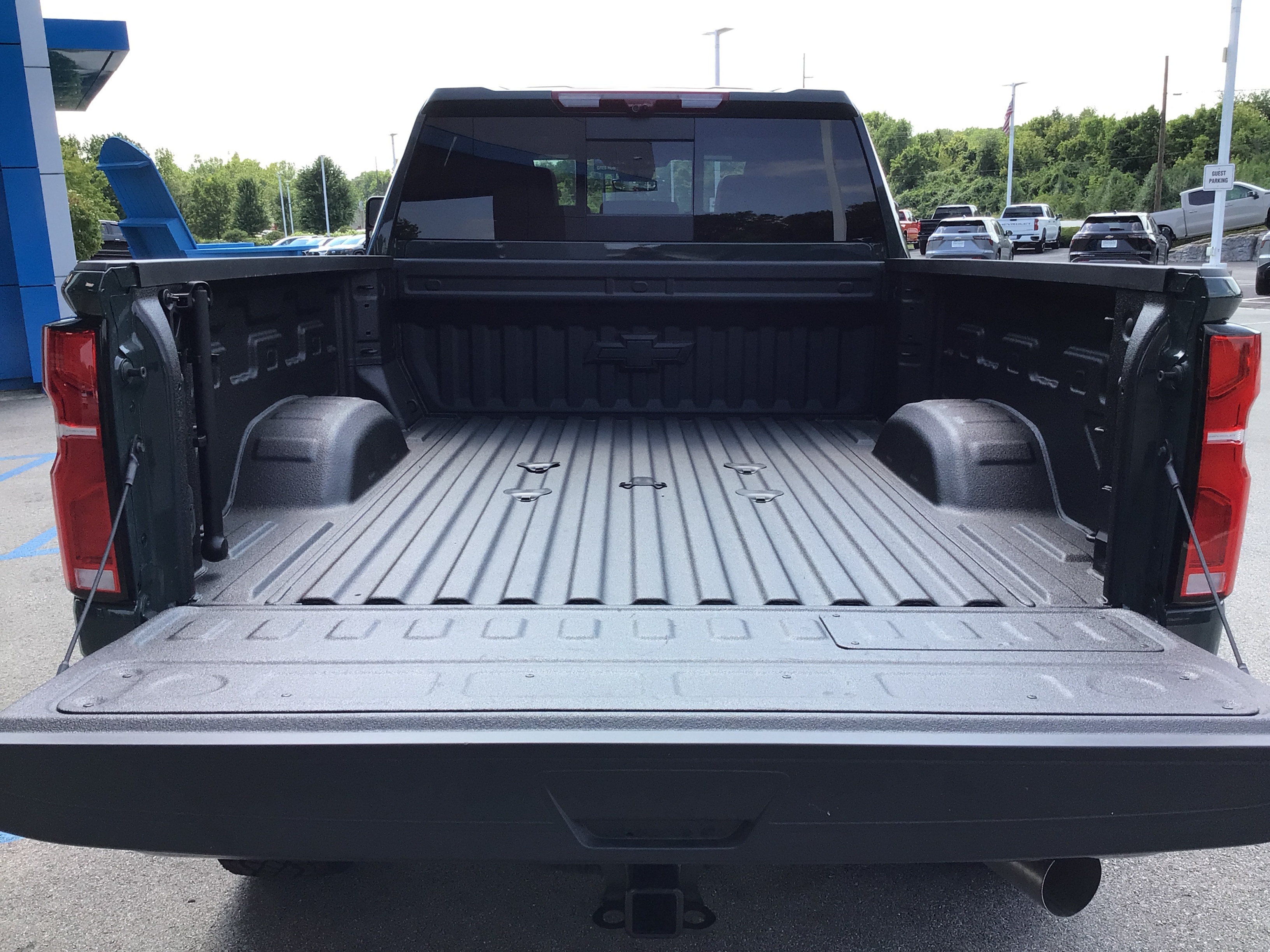 2026 Chevrolet Silverado 2500 HD ZR2 - Photo 24