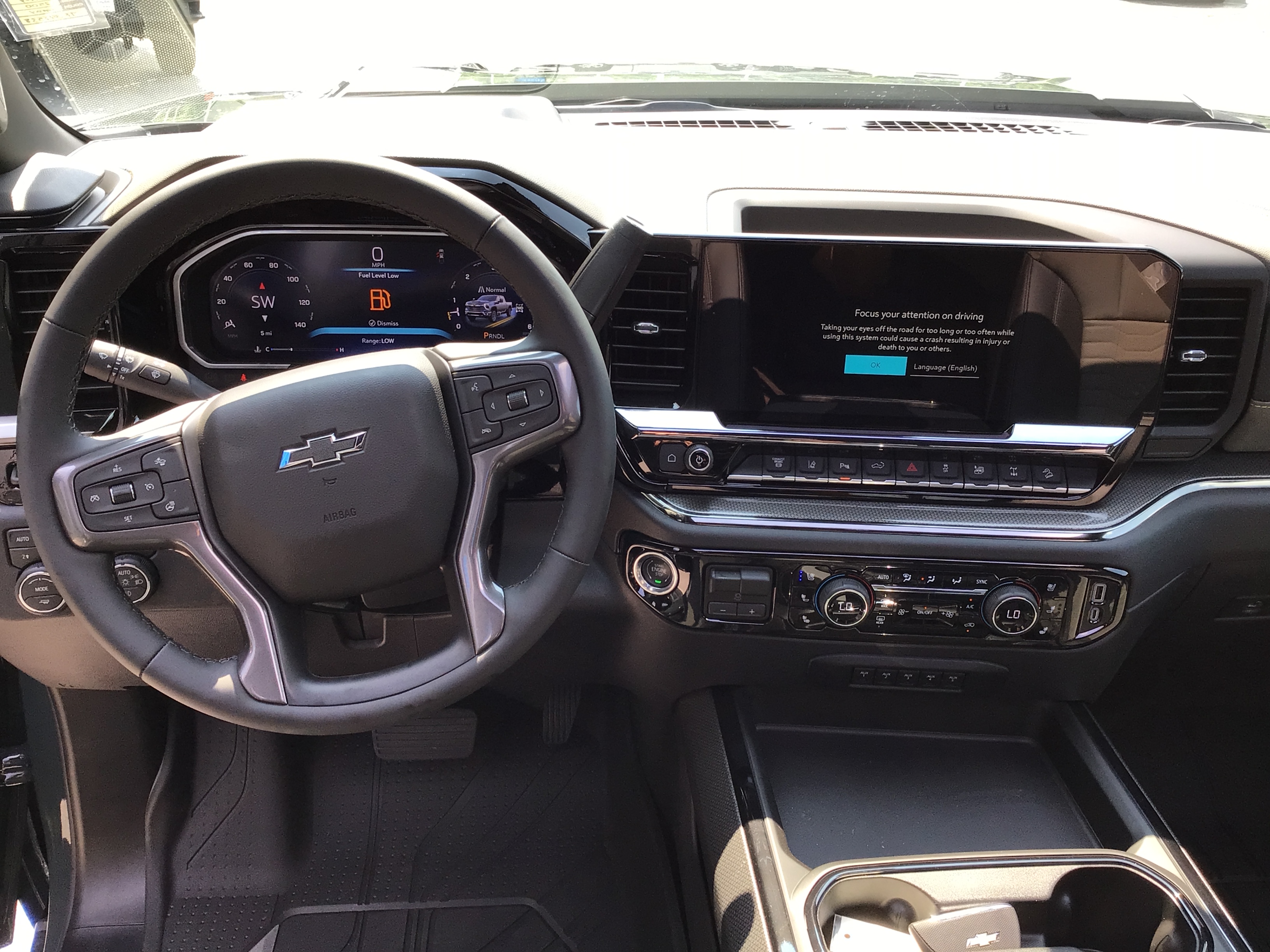 2026 Chevrolet Silverado 2500 HD ZR2 - Photo 3