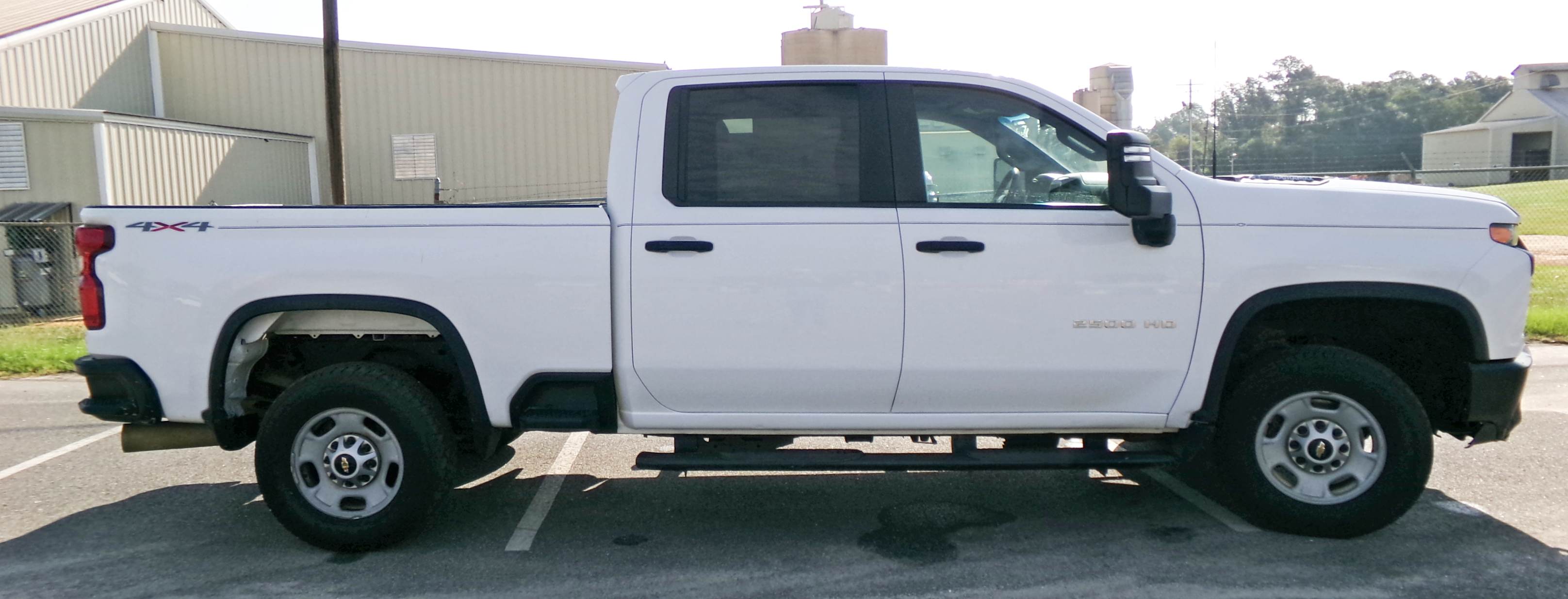 Used 2020 SUMMIT WHITE Chevrolet Work Truck image 5