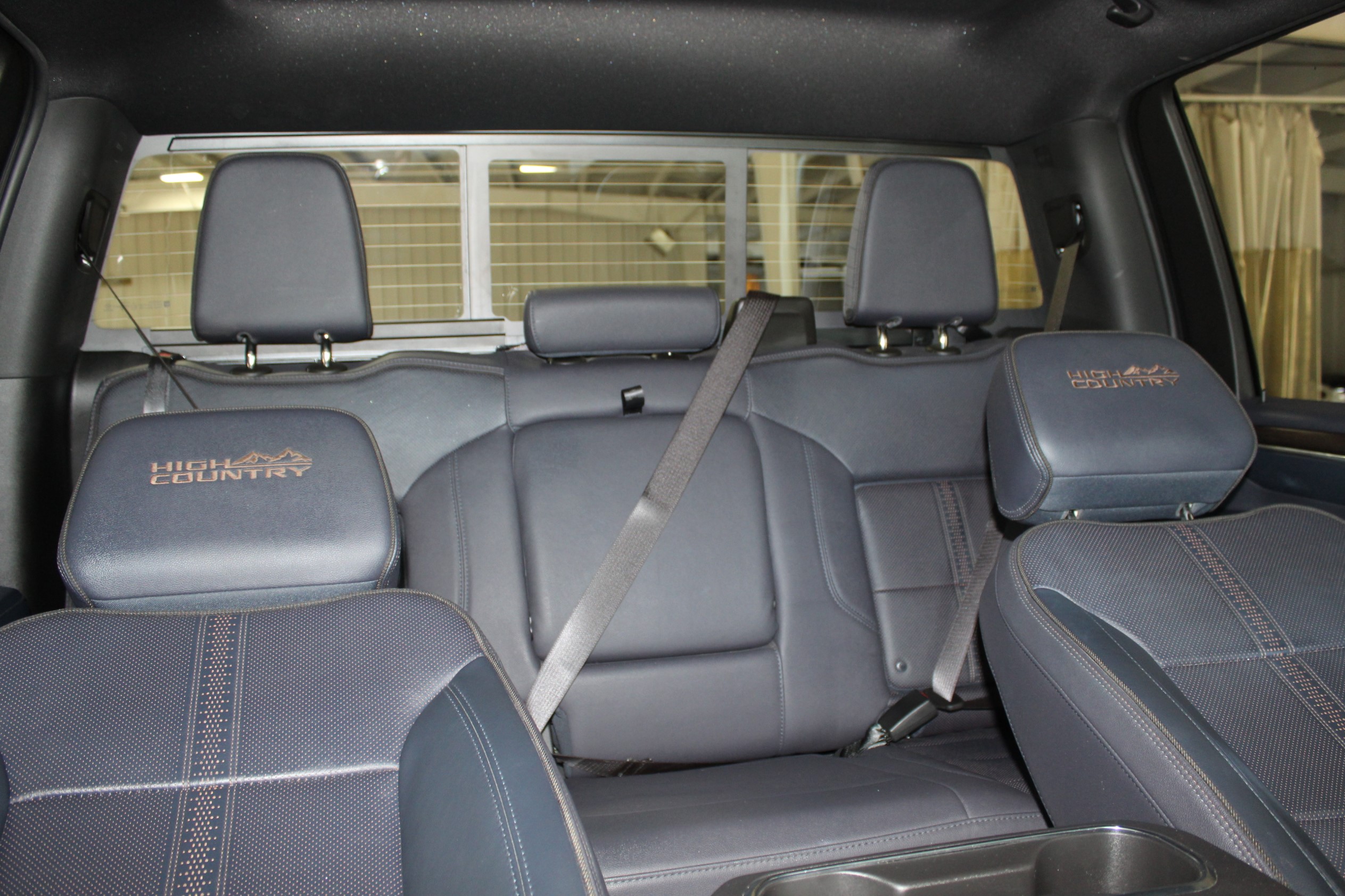 2024 Chevrolet Silverado 2500HD High Country photo 3