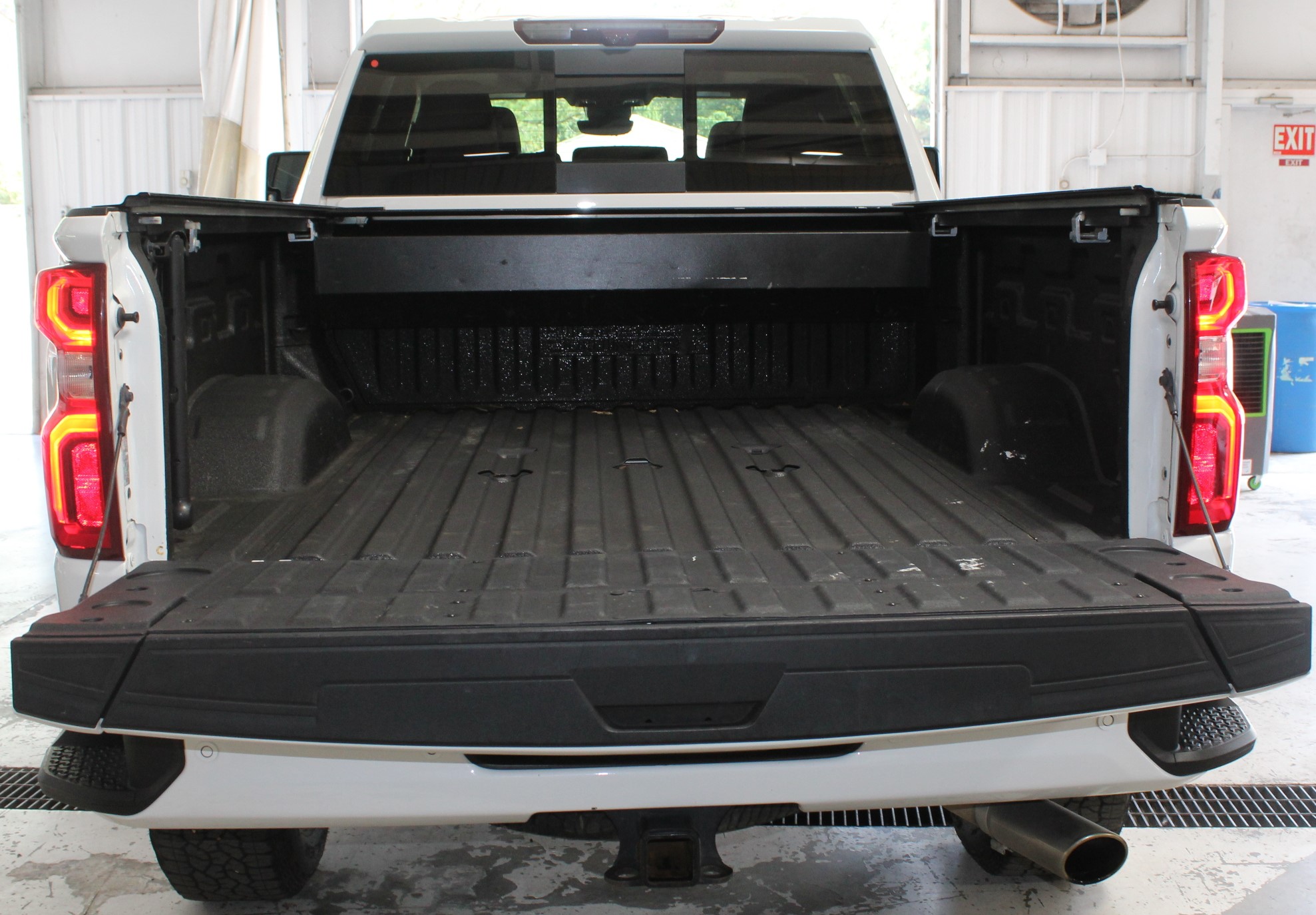 2024 Chevrolet Silverado 2500HD High Country photo 11