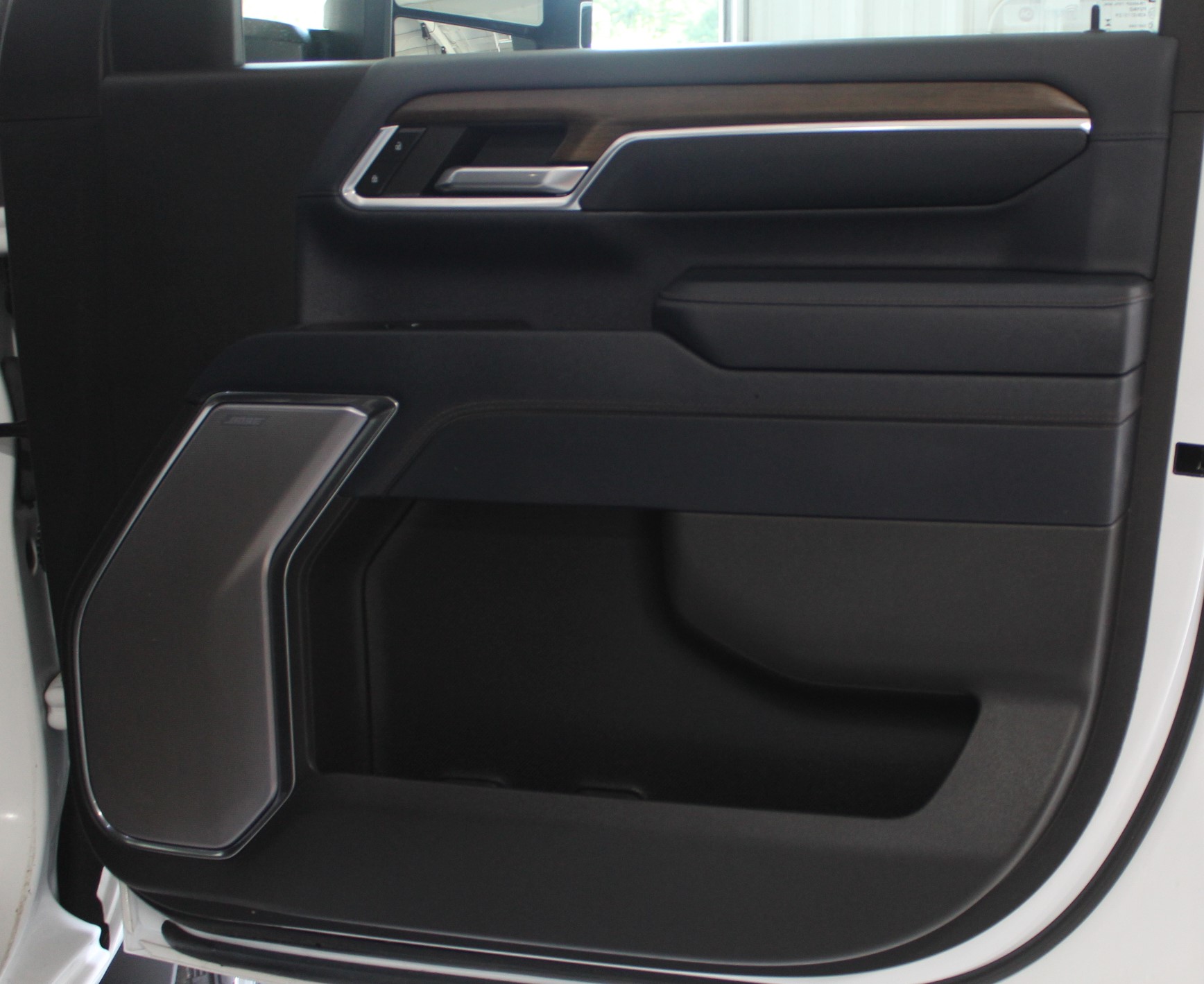 2024 Chevrolet Silverado 2500HD High Country photo 15