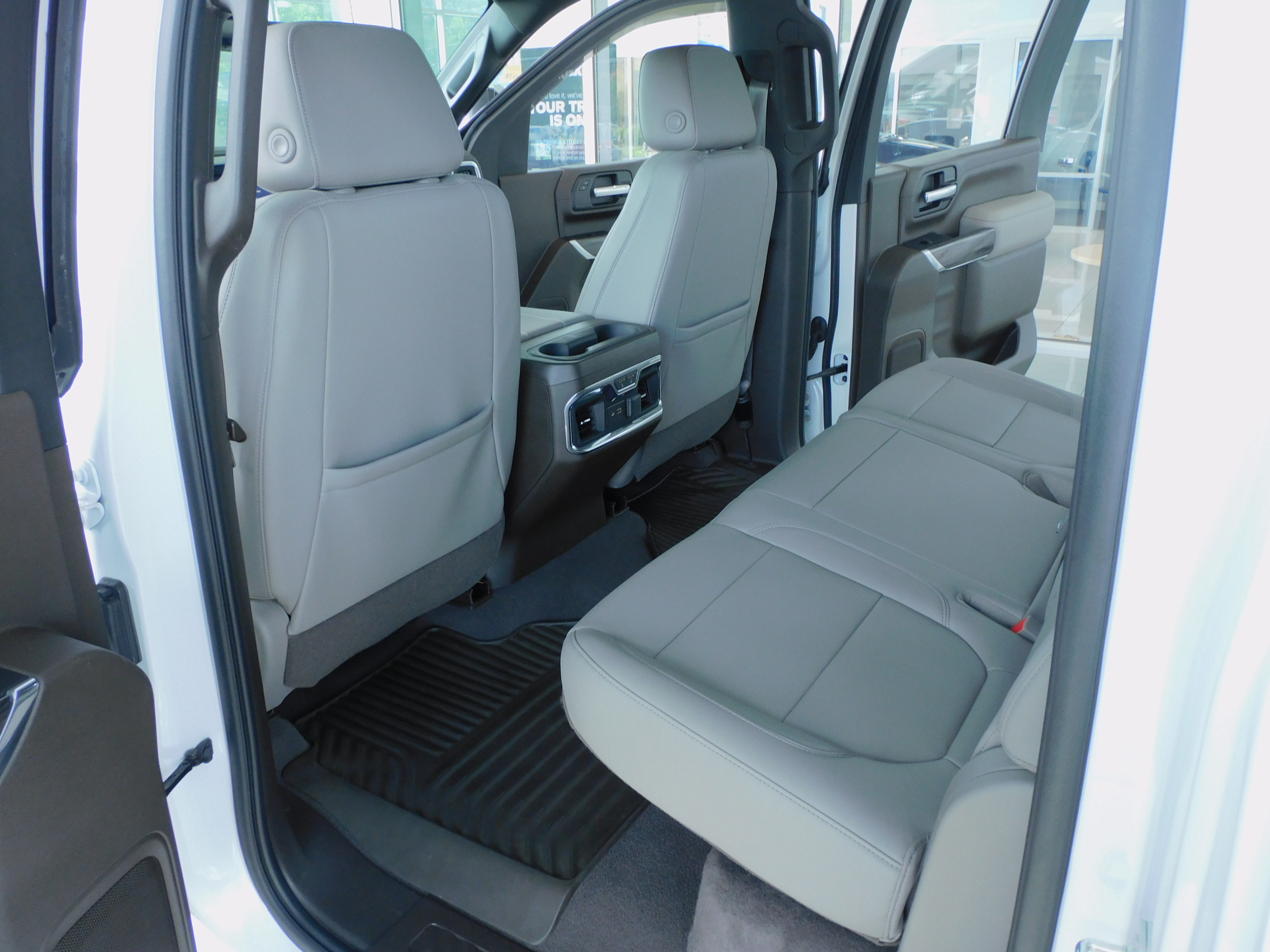 2021 Chevrolet Silverado 3500HD LTZ photo 19