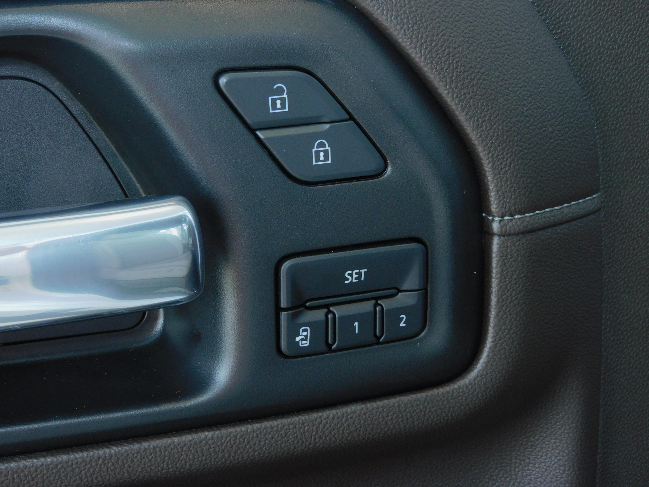 2021 Chevrolet Silverado 3500HD LTZ photo 17