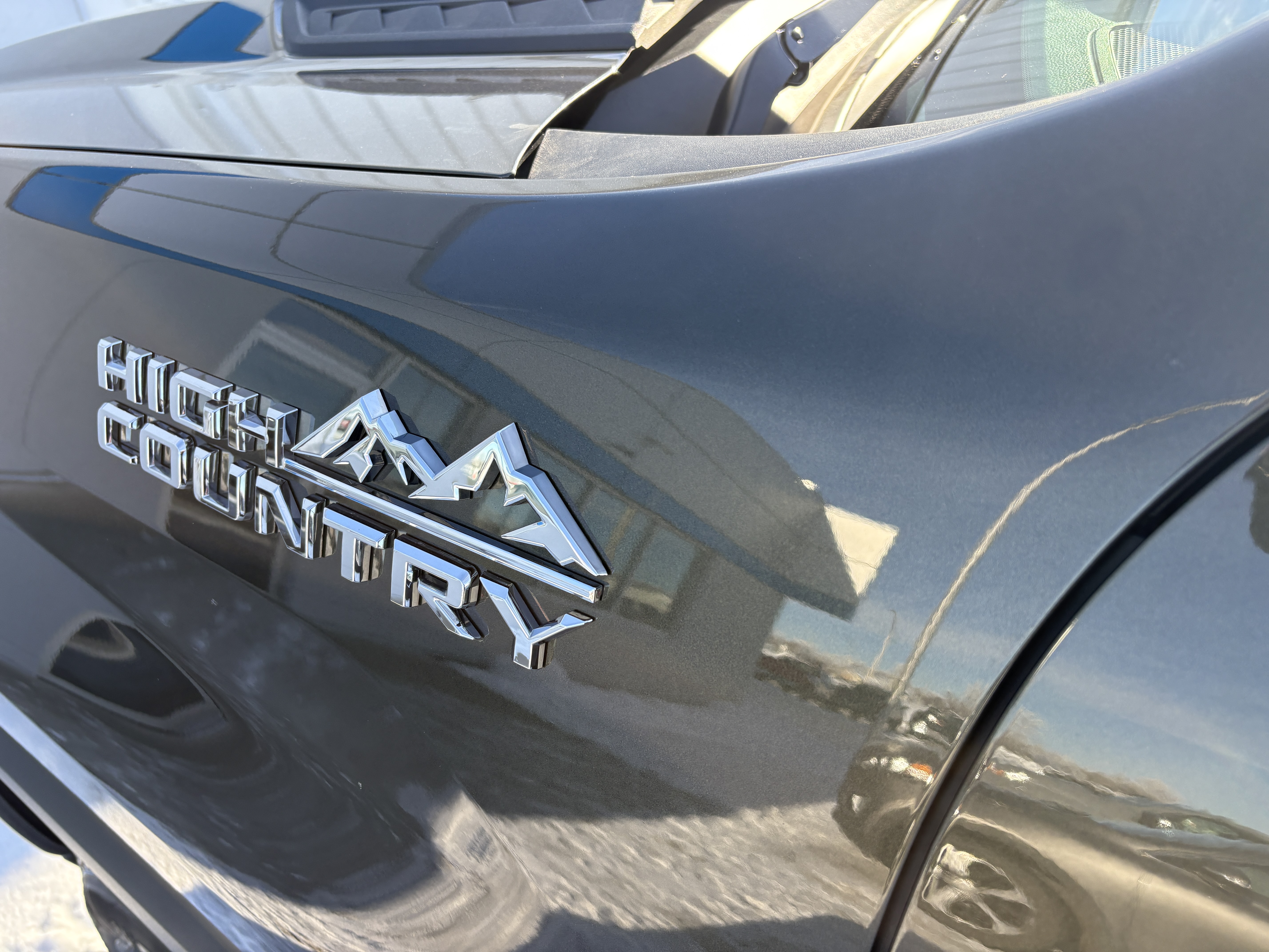 2022 Chevrolet Silverado 3500HD High Country - Photo 8