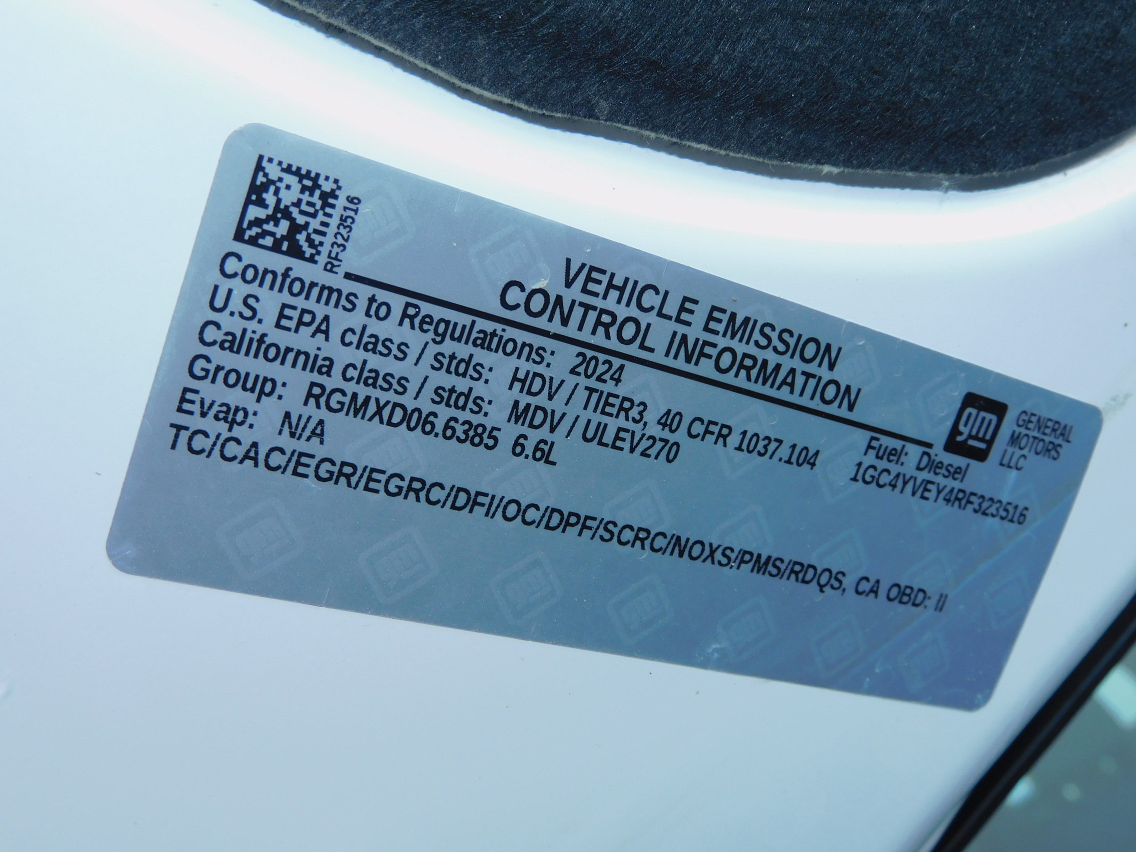 Used 2024 Summit White Chevrolet High Country image 44