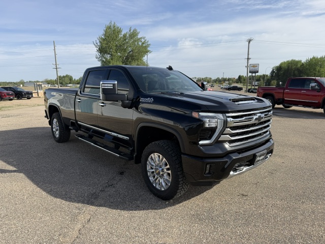 2024 Chevrolet Silverado HD High Country 4WD Crew Cab Long Box SRW's photo
