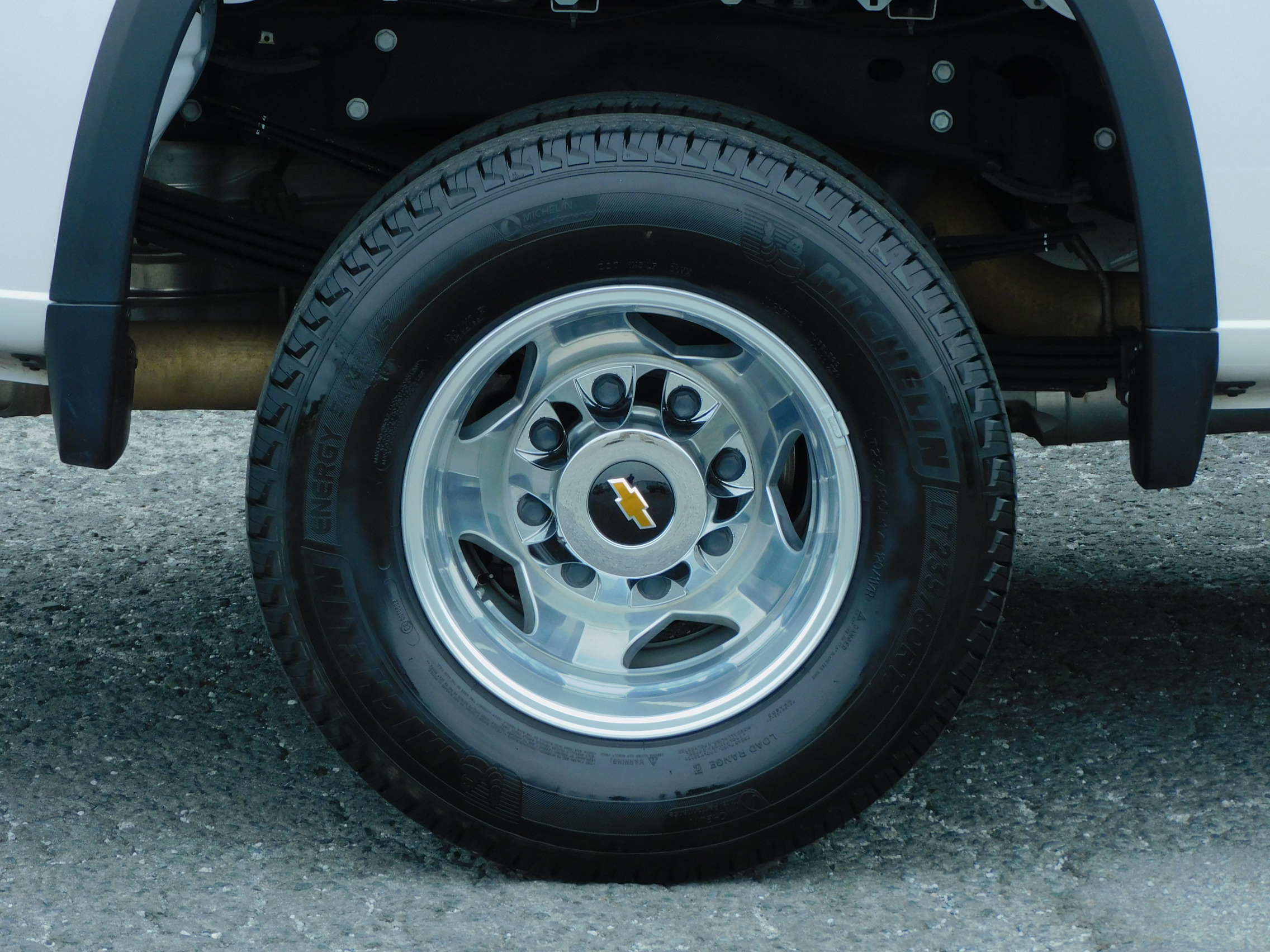 2023 Chevrolet Silverado 3500HD High Country photo 8