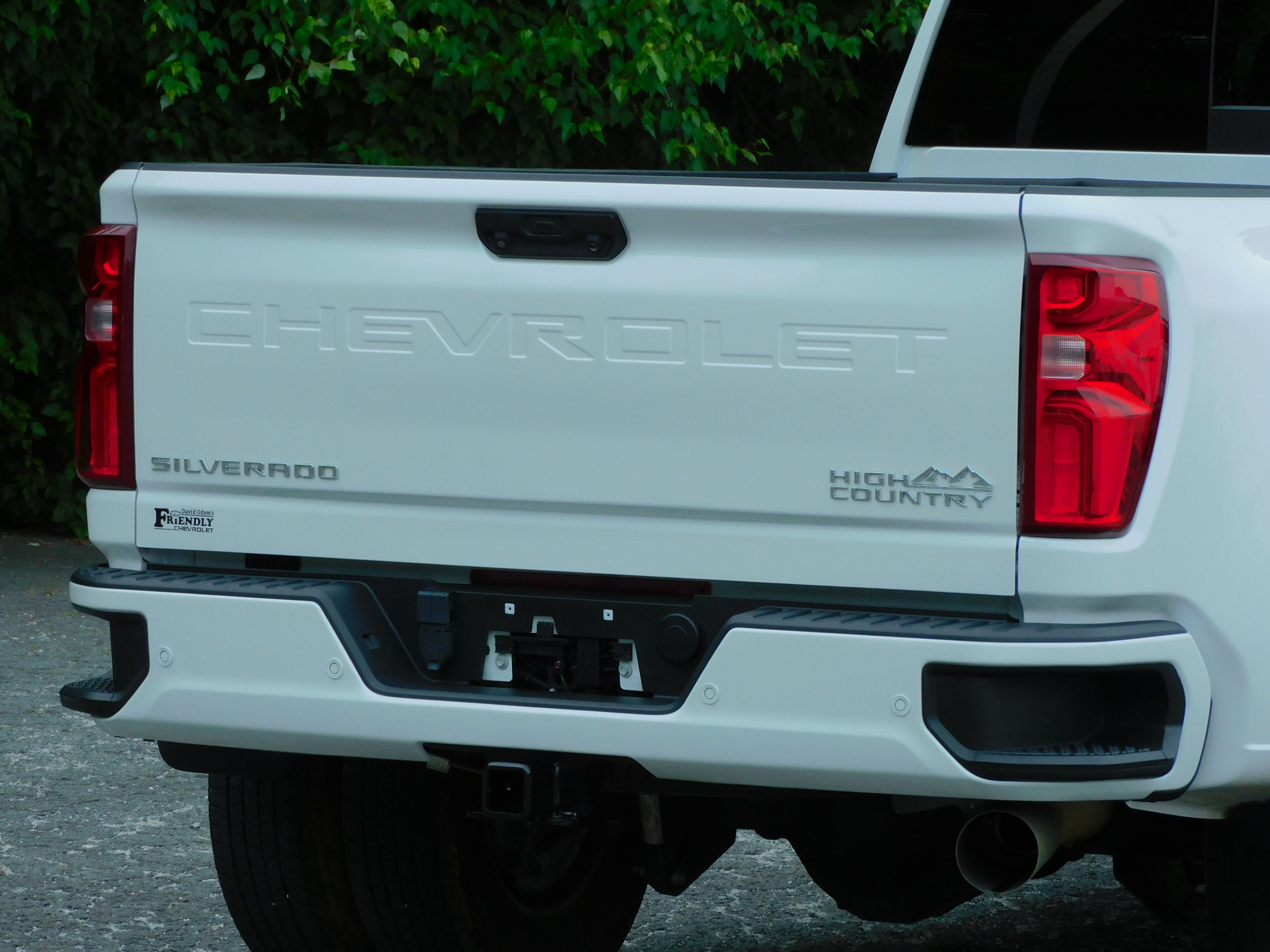 2023 Chevrolet Silverado 3500HD High Country photo 12