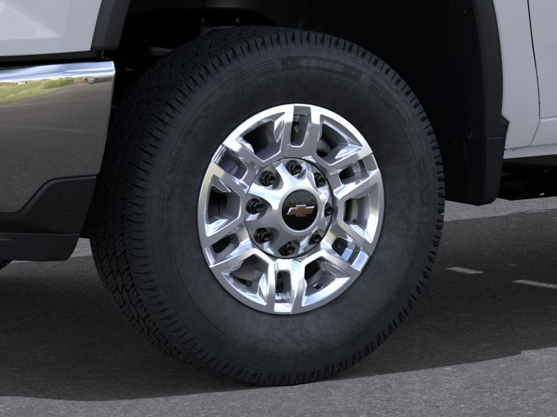 New 2026 Summit White Chevrolet WT image 43