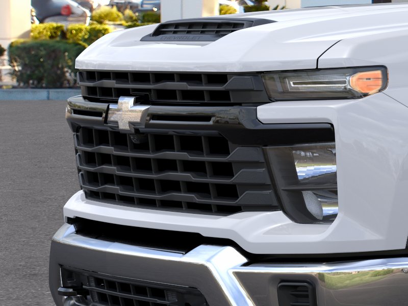 New 2026 Summit White Chevrolet WT image 37
