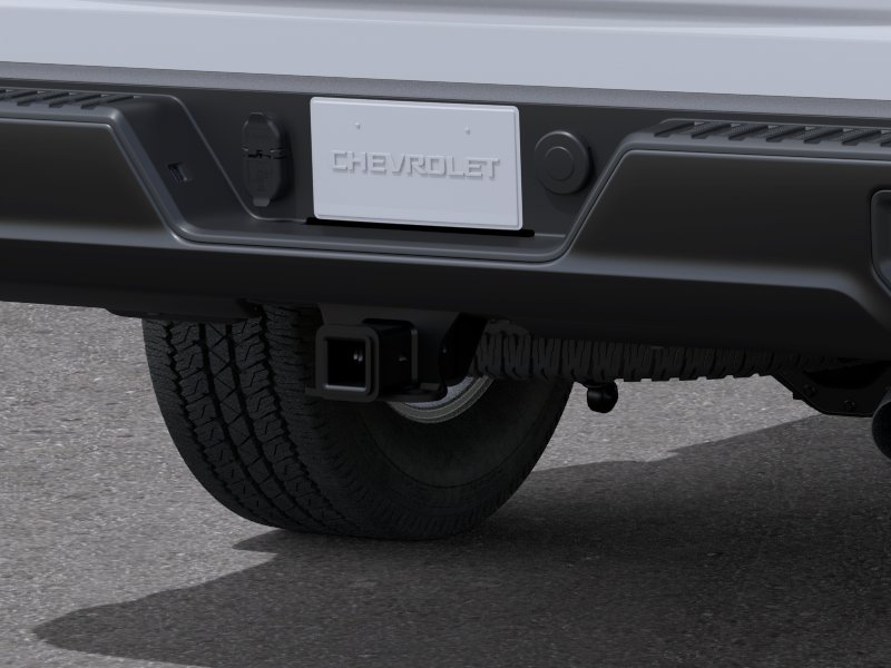 New 2026 Summit White Chevrolet WT image 38