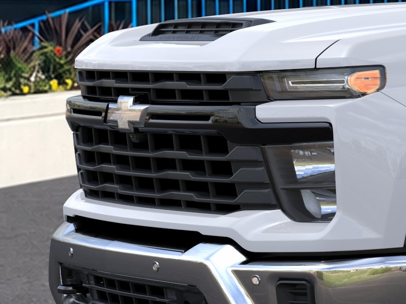 New 2026 Summit White Chevrolet WT image 13