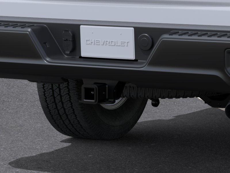 New 2026 Summit White Chevrolet WT image 14