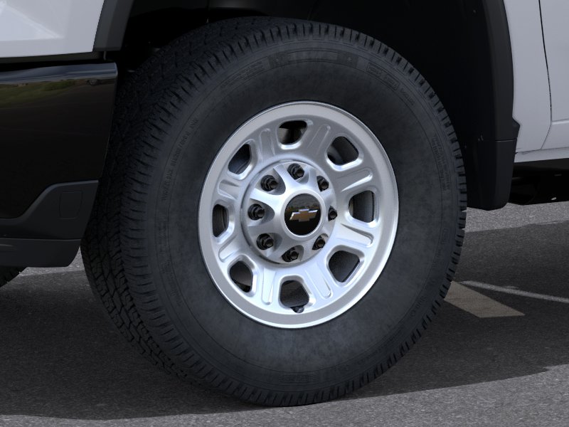 New 2026 Summit White Chevrolet WT image 9