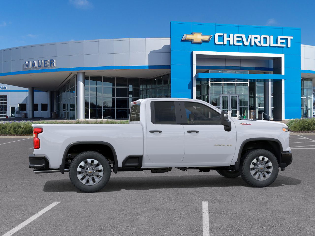 2026 Chevrolet Silverado Custom photo 4