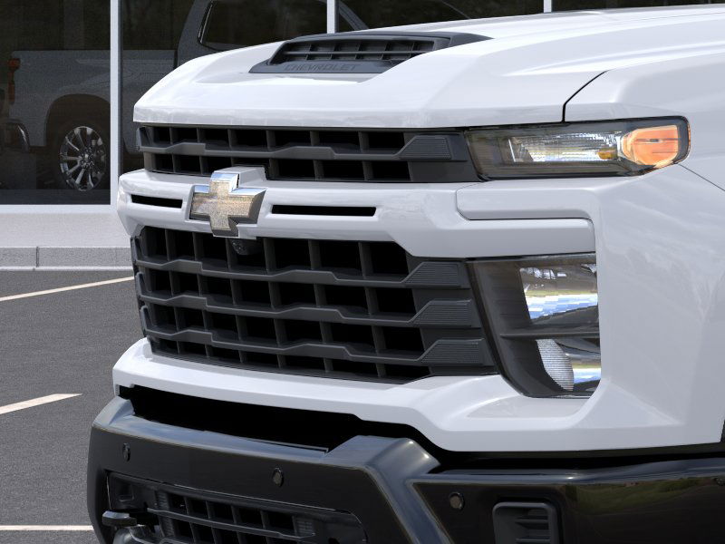 2026 Chevrolet Silverado 2500HD Custom photo 13