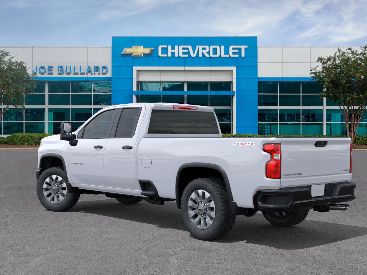 2025 Chevrolet Silverado 2500HD Custom photo 2