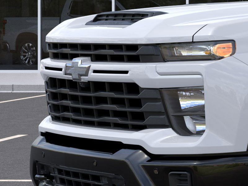 2026 Chevrolet Silverado 2500HD Custom photo 13
