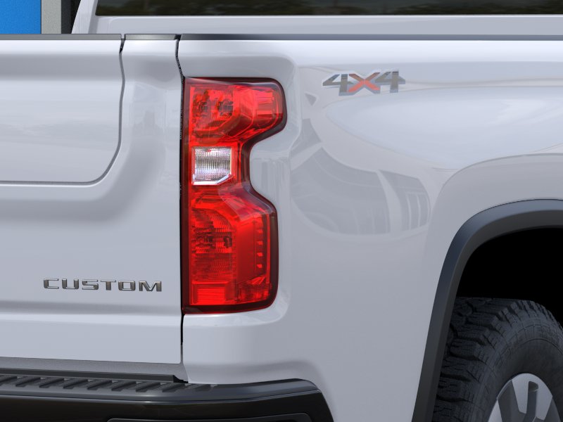New 2026 Summit White Chevrolet Custom image 37
