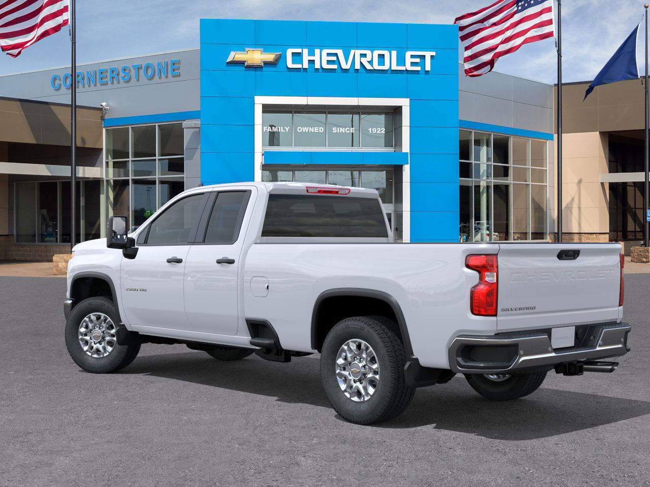 2026 Chevrolet Silverado 3500HD photo 3