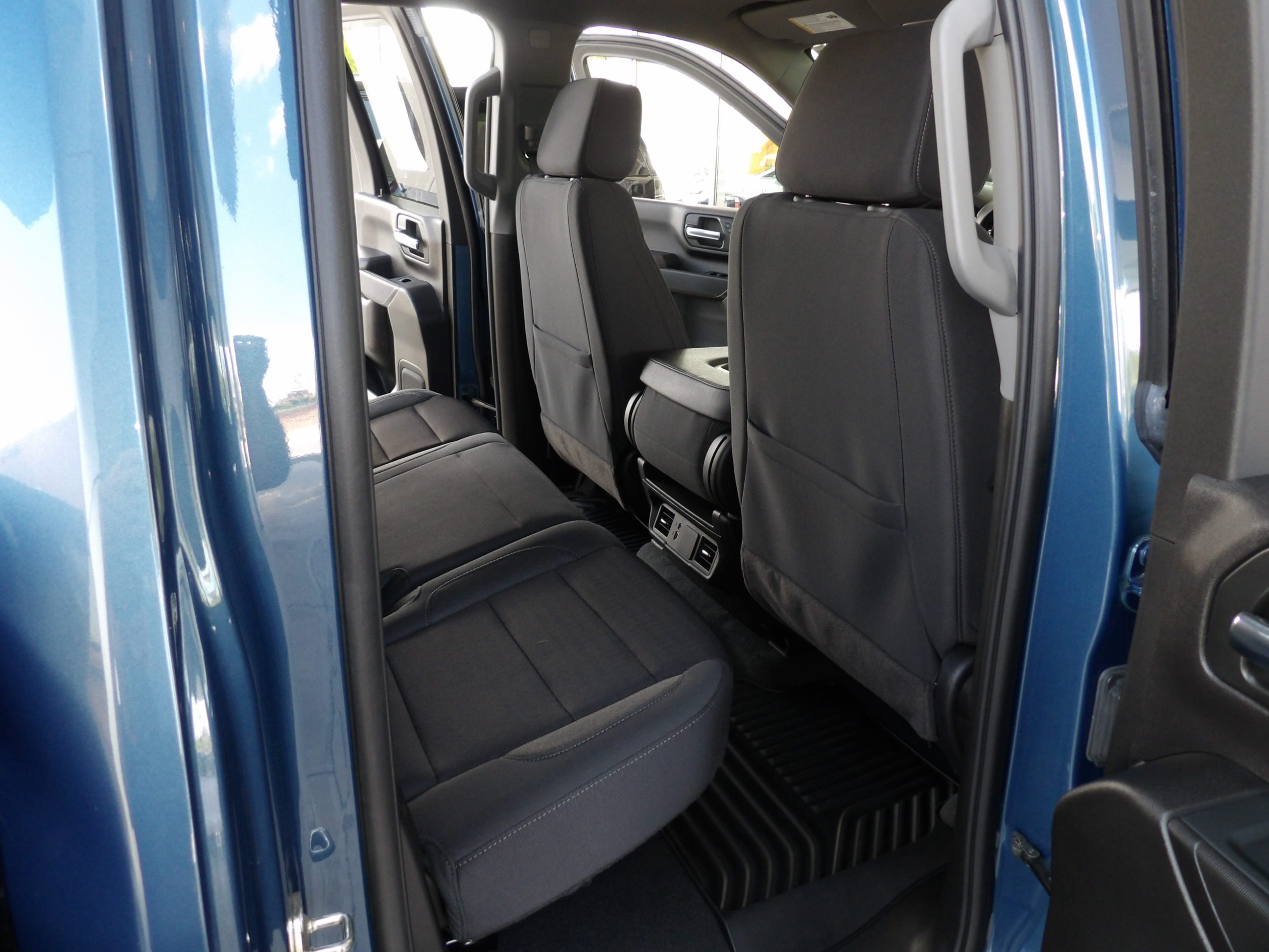 2024 Chevrolet Silverado 2500HD Custom - Photo 19