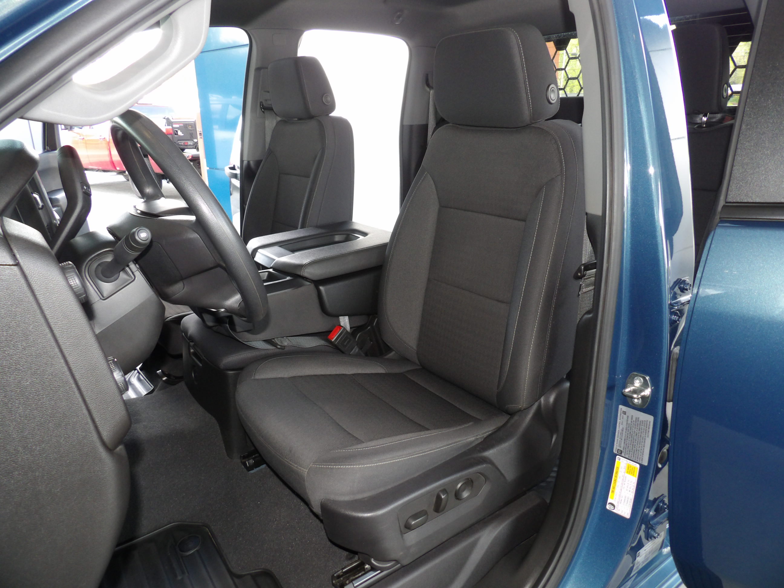 2024 Chevrolet Silverado 2500HD Custom - Photo 17